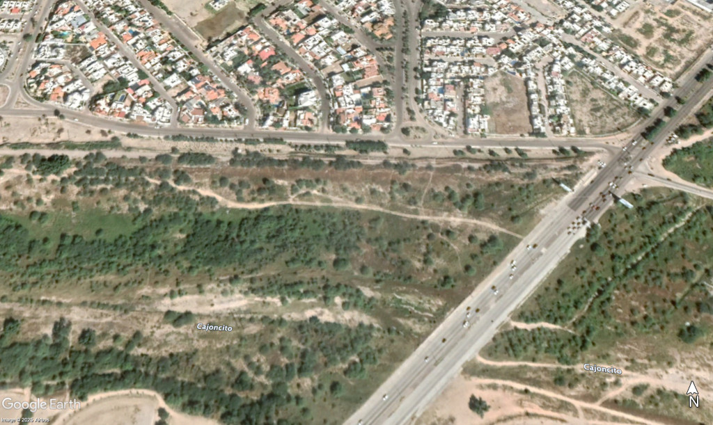 Foto panorámica del Arroyo el Cajoncito en 2020.