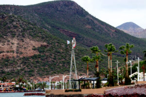 Cerro de La Calavera reverdecido.